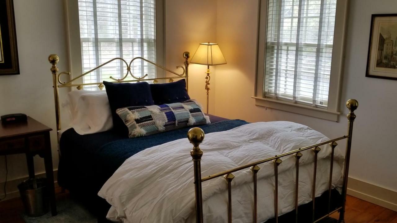 The Inn At White Hollow Farm 索尔兹伯里 外观 照片